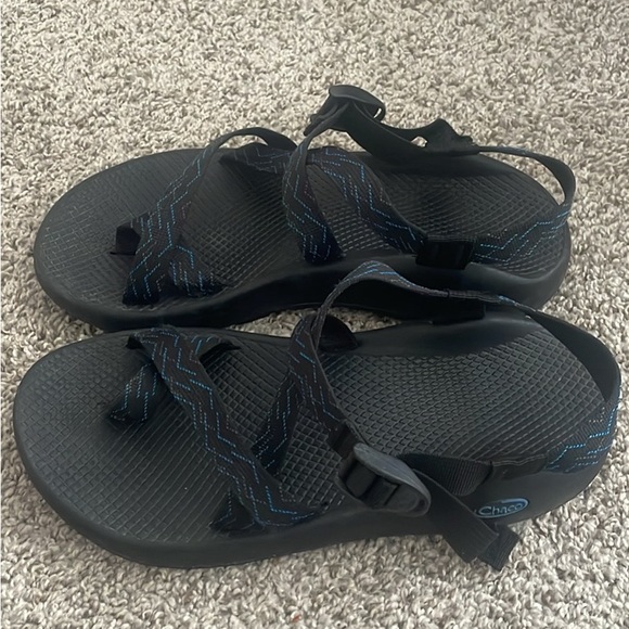 Men’s Chacos size 10